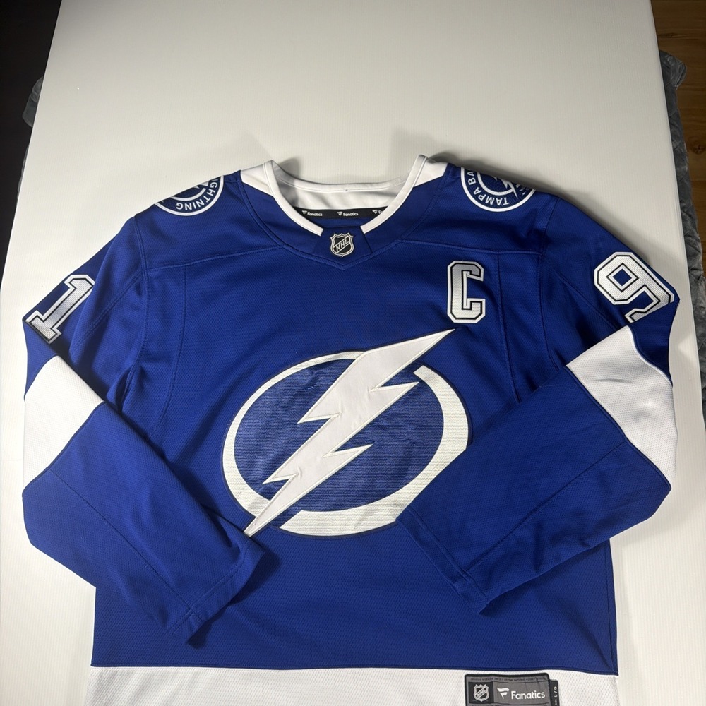 Tampa Bay Lightning Fanatics #19 "C" Stamkos Breakaway Hockey Jersey Size L